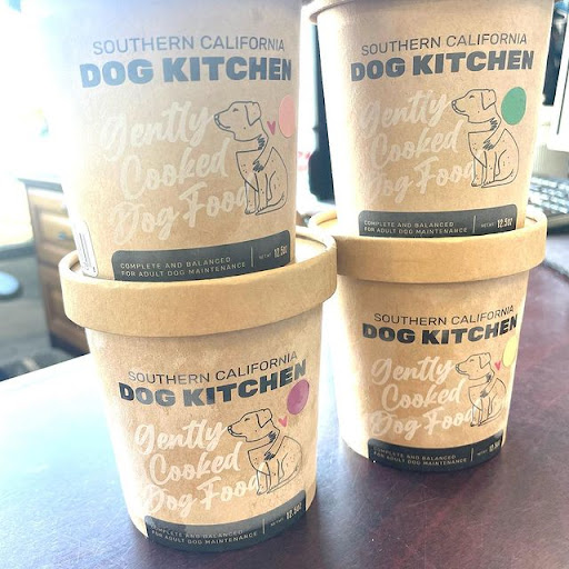 Pet Supply Store «Cats and Dogs - Pet Supplies & Grooming», reviews and photos, 2833 Hyperion Ave, Los Angeles, CA 90027, USA