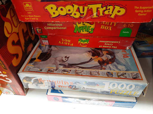 Thrift Store «Goodwill - Maple Grove: Dunkirk Lane N», reviews and photos, 9530 Dunkirk Ln N, Maple Grove, MN 55311, USA