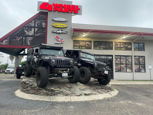Truck Accessories Store «4 Wheel Parts Performance Center - McAllen, TX», reviews and photos, 2701 W Expy 83, McAllen, TX 78503, USA