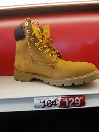 Shoe Store «Famous Footwear», reviews and photos, 2937 Taylor Rd Ext, Reynoldsburg, OH 43068, USA