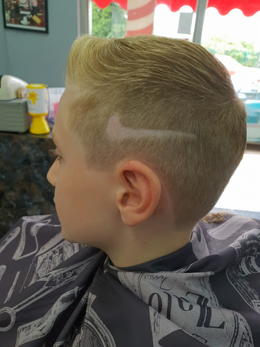 Comments and reviews of The Barbers