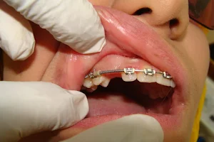 Dr.emad matar dental centerمركز الدكتور عماد مطر لطب وزراعة الاسنان image