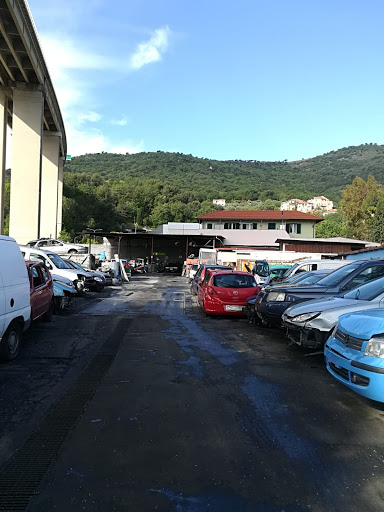 Autodemolizione Metalcar Srls en Andora