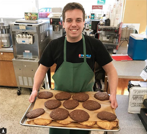 Grocery Store «Harvest Fresh Grocery & Deli», reviews and photos, 251 NE 3rd St, McMinnville, OR 97128, USA