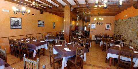 Restaurante La Portilla - Carretera General, s/n, 39553 Celis, Cantabria, Spain
