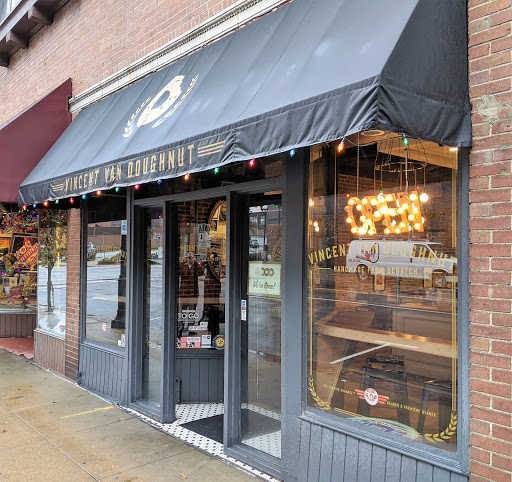 Vincent Van Doughnut, 40 N Central Ave, Clayton, MO 63105, USA, 