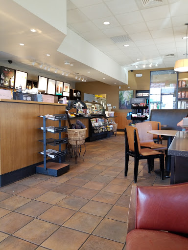 Coffee Shop «Starbucks», reviews and photos, 4503 Fleur Dr, Des Moines, IA 50321, USA