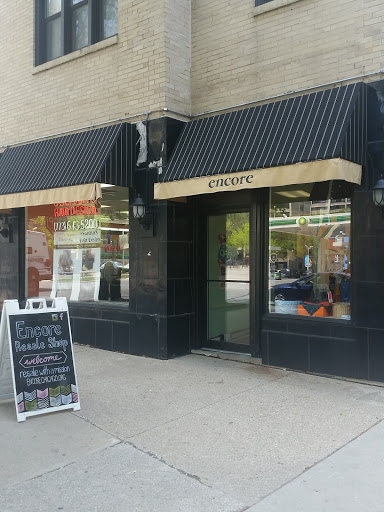 Used Clothing Store «Encore (Resale Clothing)», reviews and photos, 1553 E Hyde Park Blvd, Chicago, IL 60615, USA
