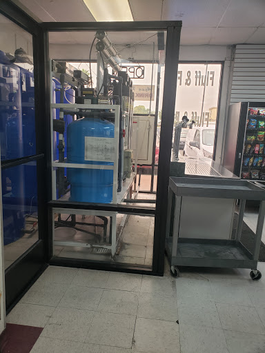 Laundromat «WarnerDale Coin Laundry», reviews and photos, 6058 Warner Ave, Huntington Beach, CA 92647, USA