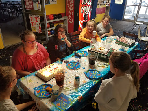 Bowling Alley «Collier Lanes», reviews and photos, 879 S Lapeer Rd, Oxford, MI 48371, USA