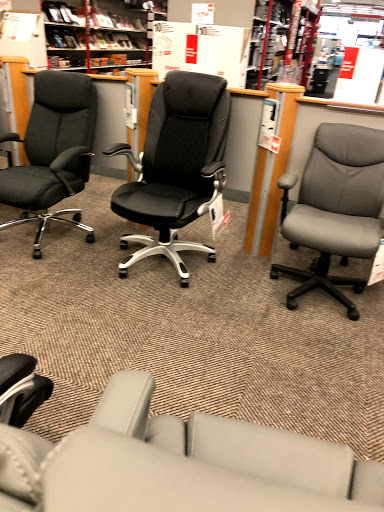 Office Supply Store «Staples», reviews and photos, 9230 Old Keene Mill Rd, Burke, VA 22015, USA