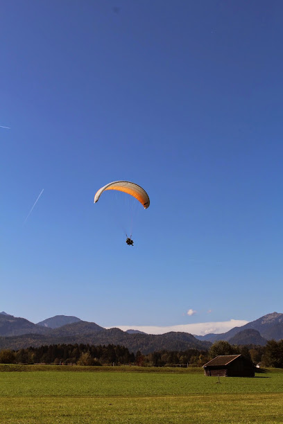 Fly Garmisch UG (hb) - Gleitschirm Paragliding und Tandemfliegen