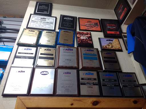 Motorcycle Dealer «Moore And Sons Motorcyles», reviews and photos, 21431 E Cliff Dr, Santa Cruz, CA 95062, USA