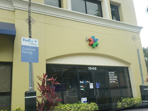 FedEx Office Print & Ship Center, 1548 Weston Rd, Weston, FL 33326, USA, 
