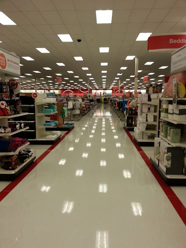 Department Store «Target», reviews and photos, 600 Hatton Dr, Glen Mills, PA 19342, USA