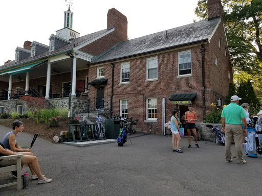 Golf Course «Robert T. Lynch Municipal Golf Course», reviews and photos, 1281 W Roxbury Pkwy, Chestnut Hill, MA 02467, USA