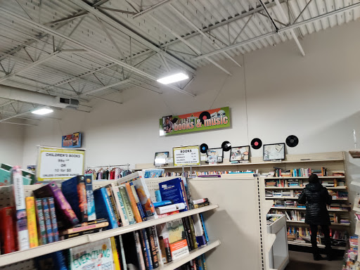 Thrift Store «Goodwill Store», reviews and photos, 2309 N Fairfield Rd, Dayton, OH 45431, USA