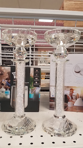 Clothing Store «Ross Dress for Less», reviews and photos, 2000 El Cerrito Plaza, El Cerrito, CA 94530, USA