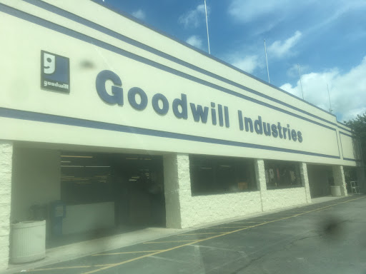 Thrift Store «Goodwill», reviews and photos