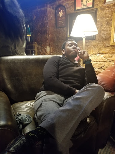 Tobacco Shop «Cigar Inn», reviews and photos, 119 W Main St, Belleville, IL 62220, USA