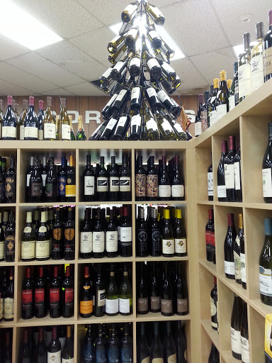 Wine Store «Foremost Liquors», reviews and photos, 275 Green Bay Rd, Wilmette, IL 60091, USA