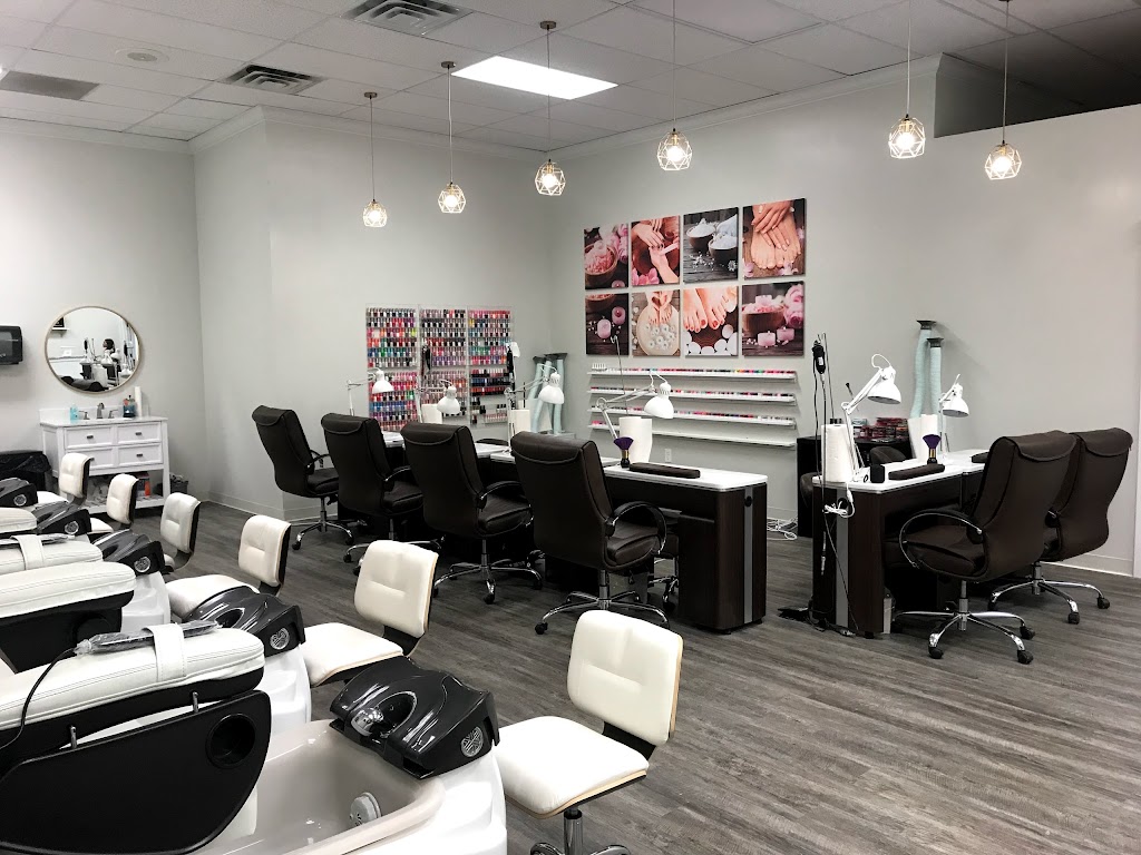 Chandelier Nails 84660