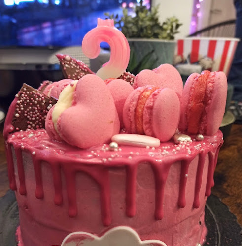 Αρτοποιείο Ζαχαροπλαστείο "Αρτο..ζυμιά" - Αρτοποιείο