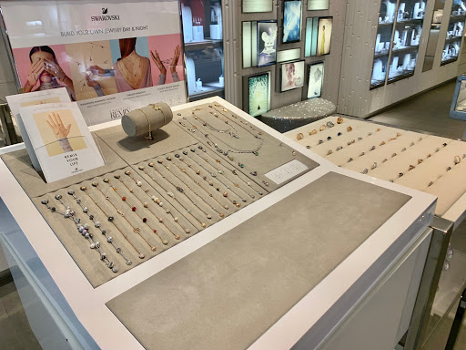 Jewelry Store «Swarovski», reviews and photos, 1421 Walnut St, Philadelphia, PA 19102, USA