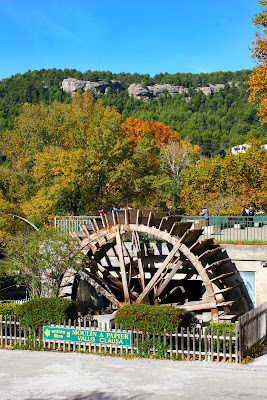 Vallis Clausa Moulin à Papier à Fontaine-de-Vaucluse