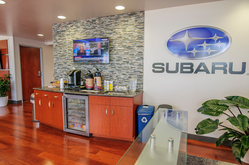 Subaru Dealer «LaFontaine Subaru», reviews and photos, 3055 E West Maple Rd, Commerce Charter Twp, MI 48390, USA