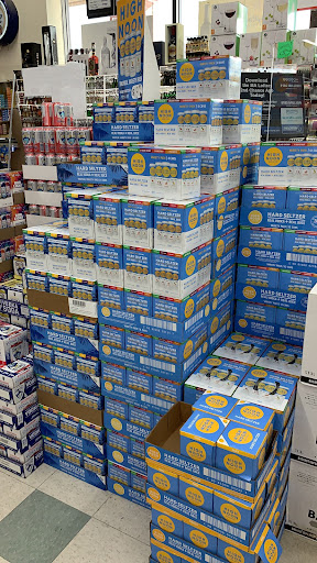 Wine Store «Towne Liquors of Billerica Inc», reviews and photos, 700 Boston Rd # 11, Billerica, MA 01821, USA