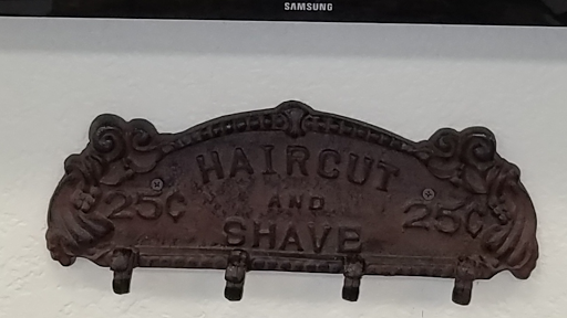 Barber Shop «VIP Barber Shop», reviews and photos, 2824 E Indian School Rd #13, Phoenix, AZ 85016, USA