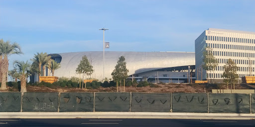 Liquor Store «Forum Liquors», reviews and photos, 801 S Prairie Ave, Inglewood, CA 90301, USA