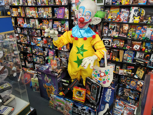 Collectibles Store «Makes Cents Variety Store», reviews and photos, 5027 W Howard Ave, Milwaukee, WI 53220, USA