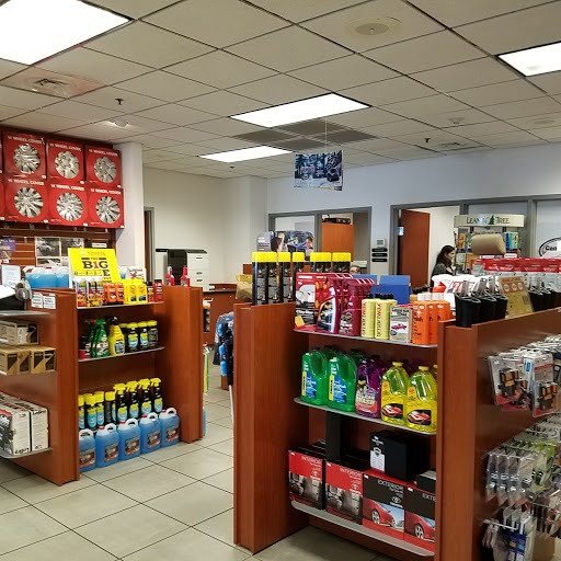 Toyota Dealer «Central Florida Toyota», reviews and photos, 11020 S Orange Blossom Trail, Orlando, FL 32837, USA