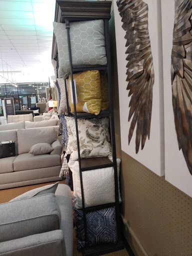 Furniture Store «Value City Furniture», reviews and photos, 37001 Warren Rd, Westland, MI 48185, USA