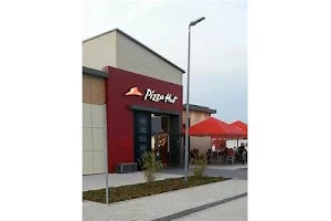 Pizza Hut Kamen, Kamen Karree image