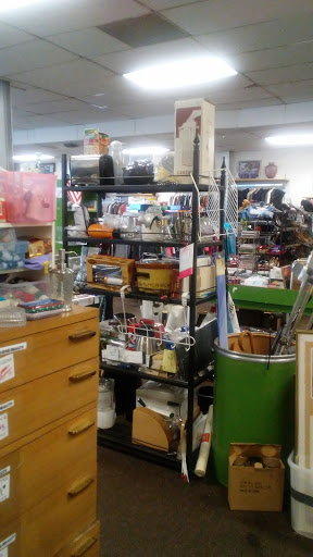 Thrift Store «Treasure Trunk Thrift Shop», reviews and photos, 5892 W 44th Ave, Wheat Ridge, CO 80212, USA