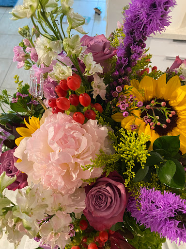 Florist «Blooming Gardens», reviews and photos, 20462 Old Cutler Rd, Cutler Bay, FL 33189, USA