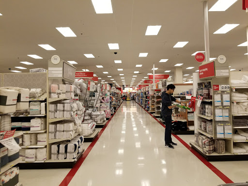 Department Store «Target», reviews and photos, 40 W 225th St #50, Bronx, NY 10463, USA