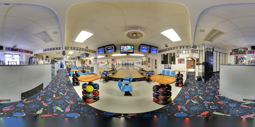 Bowling Alley «Anamosa Bowling Center Inc», reviews and photos, 117 N Ford St, Anamosa, IA 52205, USA