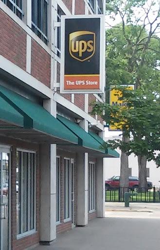 Shipping and Mailing Service «The UPS Store», reviews and photos, 317 4th St S, La Crosse, WI 54601, USA