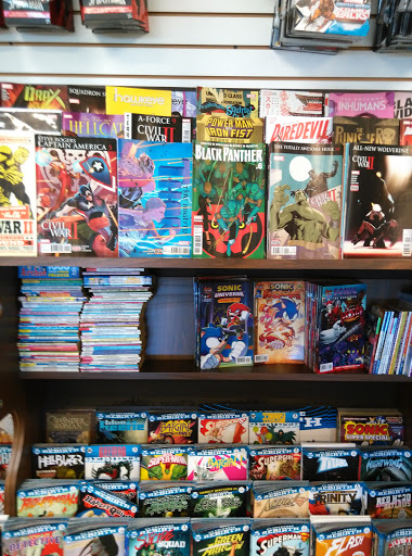 Comic Book Store «Cedar Cliff Collectibles», reviews and photos, 1960 Cliff Lake Rd #135, Eagan, MN 55122, USA