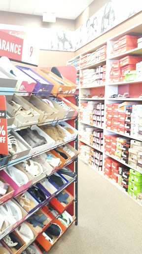 Shoe Store «DSW Designer Shoe Warehouse», reviews and photos, 79150 CA-111, La Quinta, CA 92253, USA