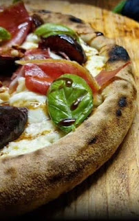 Pizza du Restaurant italien Pepperoni à Collonges-au-Mont-d'Or - n°4