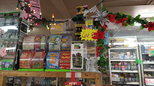 Tobacco Shop «Tobacco & Beer Discount House», reviews and photos, 2328 Pass Rd, Biloxi, MS 39531, USA