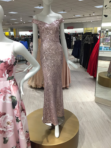 Department Store «Lord & Taylor», reviews and photos, 5 Woodfield Mall, Schaumburg, IL 60173, USA