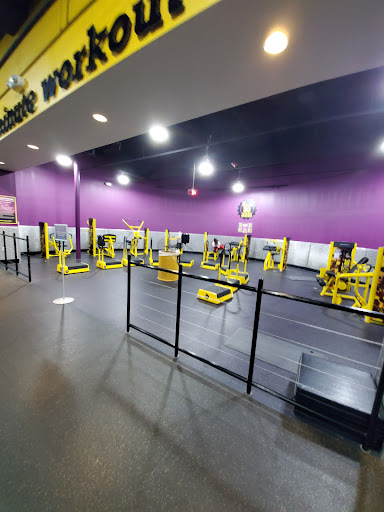 Gym «Planet Fitness - Martinsburg, WV», reviews and photos, 1220 N Queen St, Martinsburg, WV 25404, USA