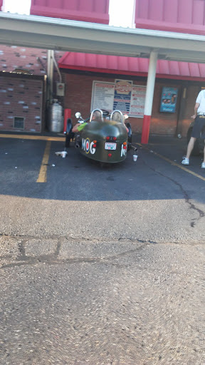 American Restaurant «Swensons (North Akron) Drive-In Restaurants», reviews and photos, 658 E Cuyahoga Falls Ave, Akron, OH 44310, USA