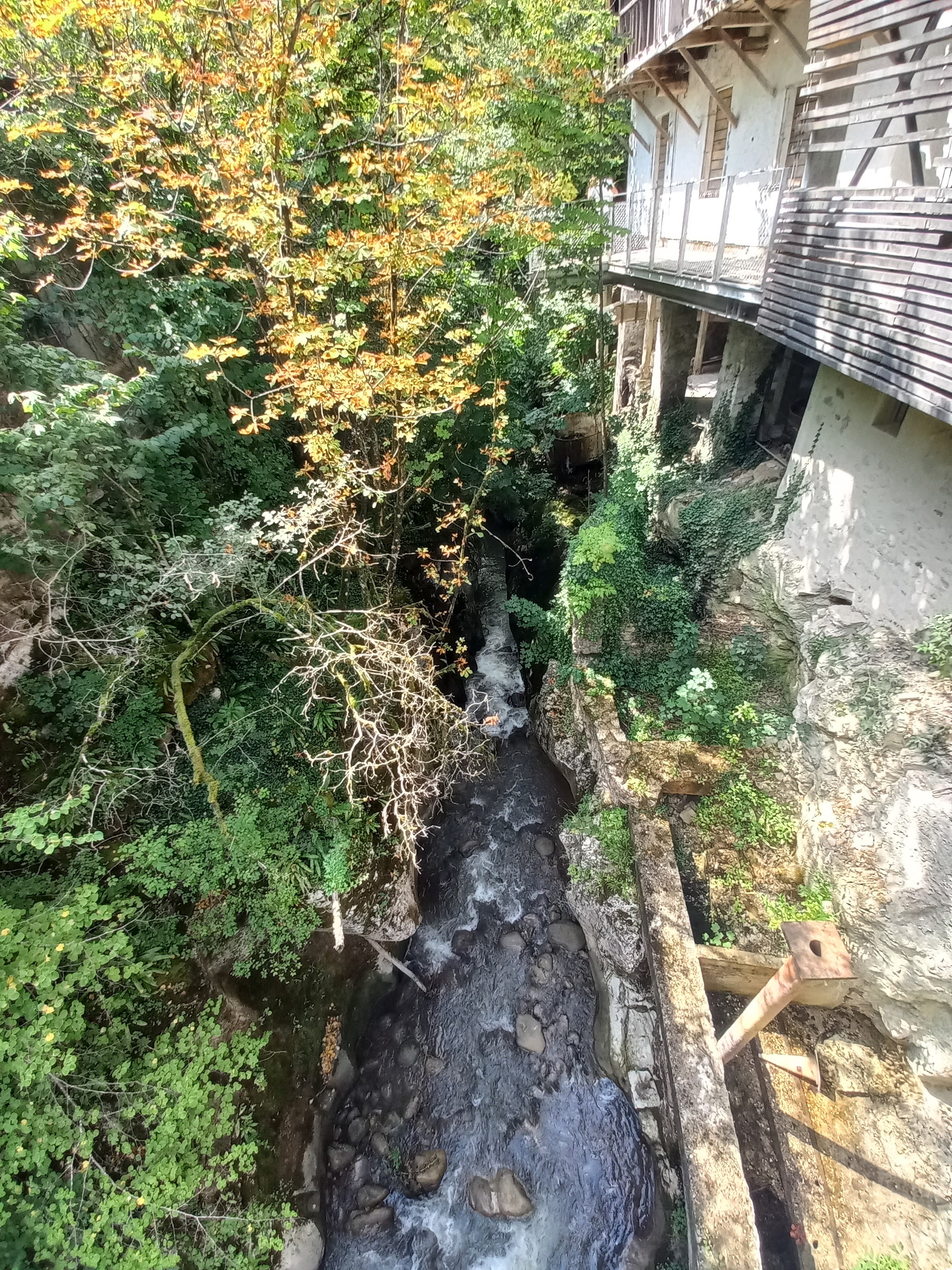 Photo n° 11 de l'avis de mél.2 fait le 31/07/2023 à 19:15
